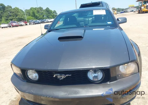 2009 Ford Mustang Gt/Gt Premium from USA, damaged, VIN 1ZVHT82H495133224